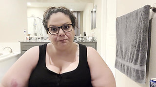 Plump Paradise: Snack N Chat