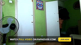Funny Public Nudity & Desperate Hide and Seek Comedy! Locked Door to Hotel Room Mr Bean Style Hotel Chaos