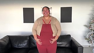 French Big Beautiful Brunette Enchants in Fellatio with Charm