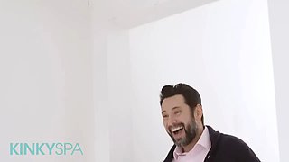 Kinky spa - Paris White’s glamour massage with her step-dad tommy turns into an never-to-be-forgotten session