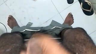 Bhabi ka bra bathroom par