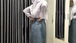 18 schoolgirl, teen, arab
