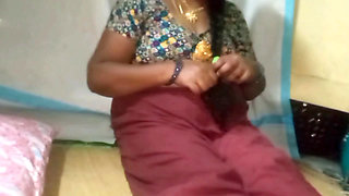 Indian mallu aunty sex with homemade romance