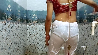 Indian Stepmom Bathing in Open White Legis Make Me Feel Better