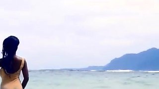 Public Flashing Of Big Natural Tits In The Moment Of Escape