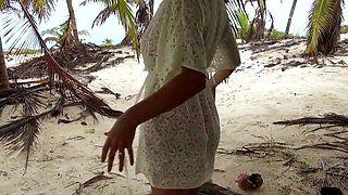 Young couple likes to film all nasty things during their vacation on the beautiful beach