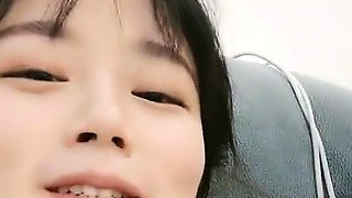 amateur sweetdesire12 flashing ass on live webcam