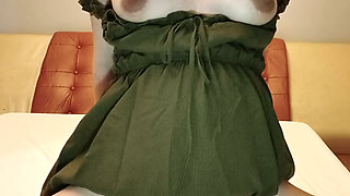 Pregnant woman sits on big dildo and masturbates her strong pussy