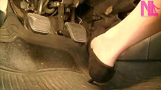 Soft Driving in Suede Black Classic Louboutins