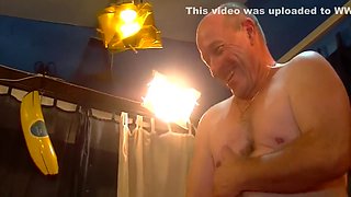 Cony Clay - Loves Gangbang!