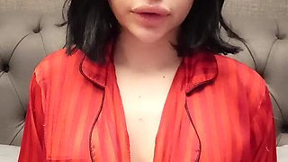 Juicy Pussy Fingering