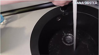 My Girlfriends Friend Suddenly Came To Me With Strange Questions - Anna Sibster