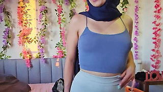 96. Preparing Myself for Dating You Mia Niqab