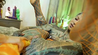 Extreme anal fisting with Stacy Bloom - rough homemade anal sex and big toy gaping