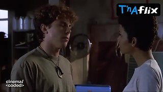 Halle Berry Spectacular Episode in Race The Sun