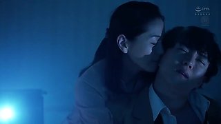 Mariko Furuto - Jur-532 Dont Look Back... Teacher, Im Going To Do Something Naughty To You... Mariko, The Female Teacher, Soothes The Bullied Boy With Her Sweet Kisses And Seduction