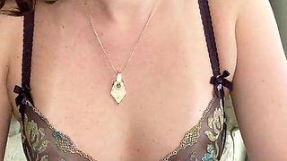 Brunette Tranny jerking in hard dick in solo Webcam