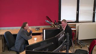 Sex Lucky Lick Hot Brunette Sucking Cock Wild - Big George And Sina Velvet