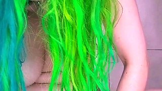 Amateur shower and masturbation