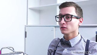 Mom XXX - blonde movie
