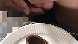 Eat heart-shaped candy with semen