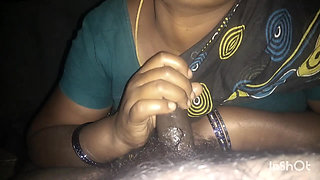 Indian bhabhi very hot blowjob