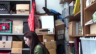 Real teen amateur thief gets jizzed