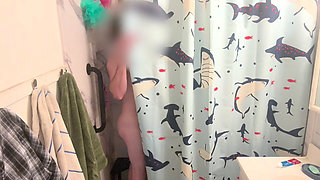 Sneaking Into My Stepsisters Shower