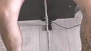 Wall Sit. Physical Failure as Obedience