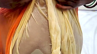 Rusa bhabi showing wet boobs in video call