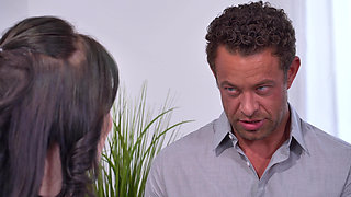 Sexy Teen with a Perfect Pussy Gets Filled with Big Cock