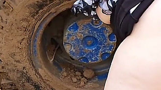 Outdoor Fucked on the Excavator