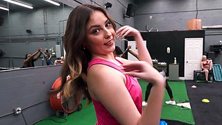 Brown-haired slut Violet Dawn gets banged in the gym