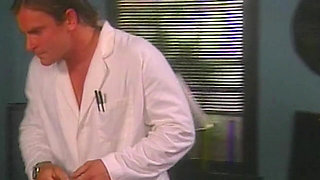 Seductive MILF's Steamy Doctor Visit