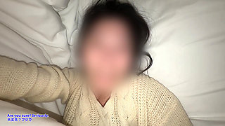 New Year's sex at a close female friend's house. Having sex in bed with a cheerful and fun female friend(#400)