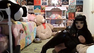 Brunette Solo Webcam Masturbation