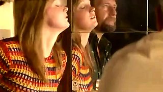 Deutsche Hahnrei-Frau teilt Dreier