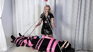 Blonde amateur milf does anal on pov camera 11