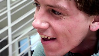 Hot teen shows her amazing big boobs