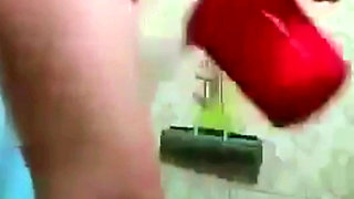 An Indian Girl Records Her Bathing Nude Mms