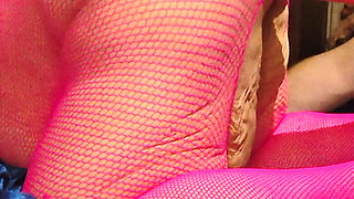 Pretty in Pink Fucking Machine Making Her 07ssy Stink