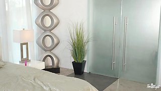 Spicy slut foot fetish xxx scene