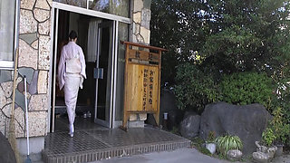 Open-air Bath Sex with My Son-in-law Who Is Deceived by Her Mother-in-law's Lust and Drowns in Lust