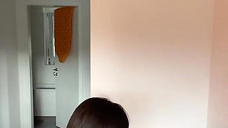 The Best Outfit to Play the Piano