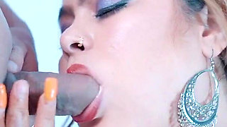 Indian Horny Wife Looking for Extra Marital Affairs and Need Sexual Satisfaction