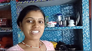 Bur me ungali karte chacha ne pakda aur chod diya