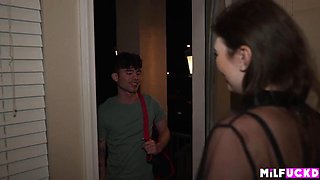 Petite MILF has a crush on her delivery guy