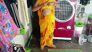 Big ass big tits sister-in-law fucked doggy style in cowgirl riding Hindi audio