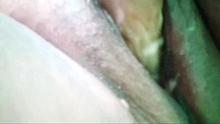 Sexy Filipina MILF Making Some Cream Before Bex
