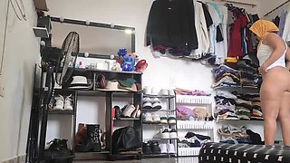 Pakistani Teen Dresses Up For Rough Sex With Muslim Sheikh - Amateur Homemade HD